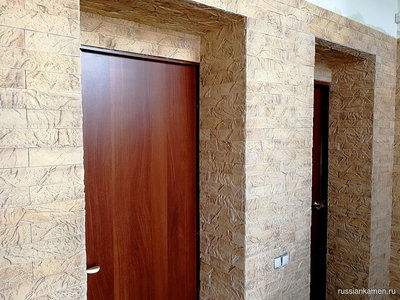 Уральский скол Миндаль в интерьере 3