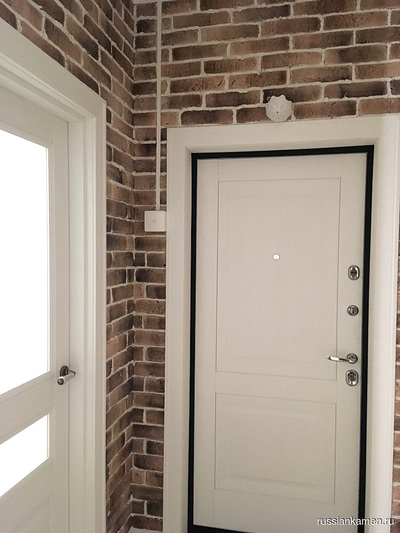 кирпич Монастырский Аликанте в коридоре 4