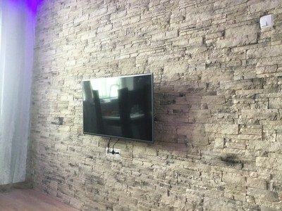 Сланец классический Крит в интерьере гостиной