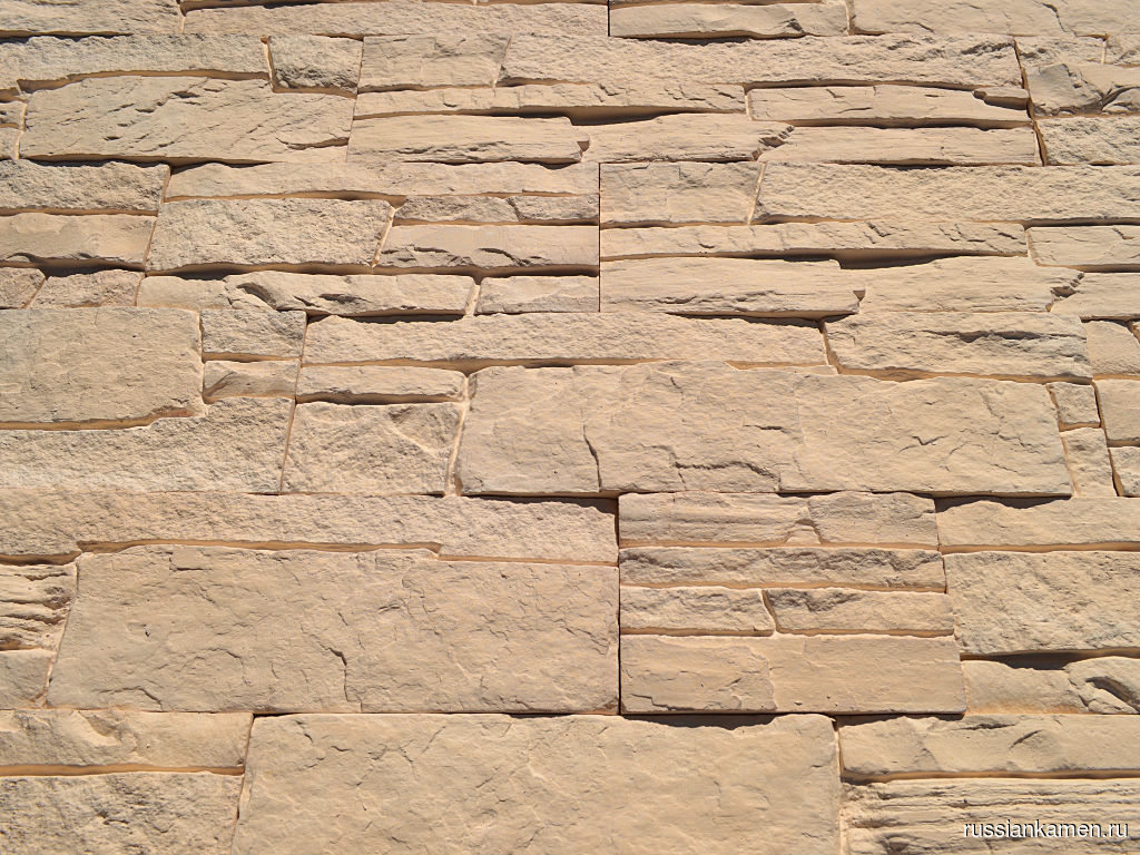 Искусственный декоративный камень из гипса  классический Песочный .